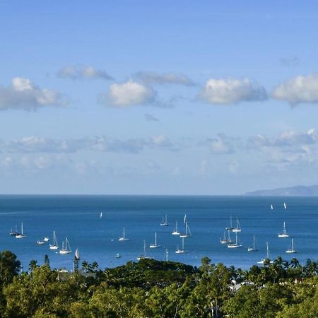 Bella Vista On Nara Pets Welcome Airlie Beach Exterior photo