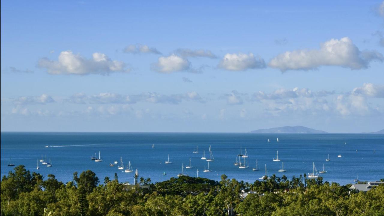 Bella Vista On Nara Pets Welcome Airlie Beach Exterior photo