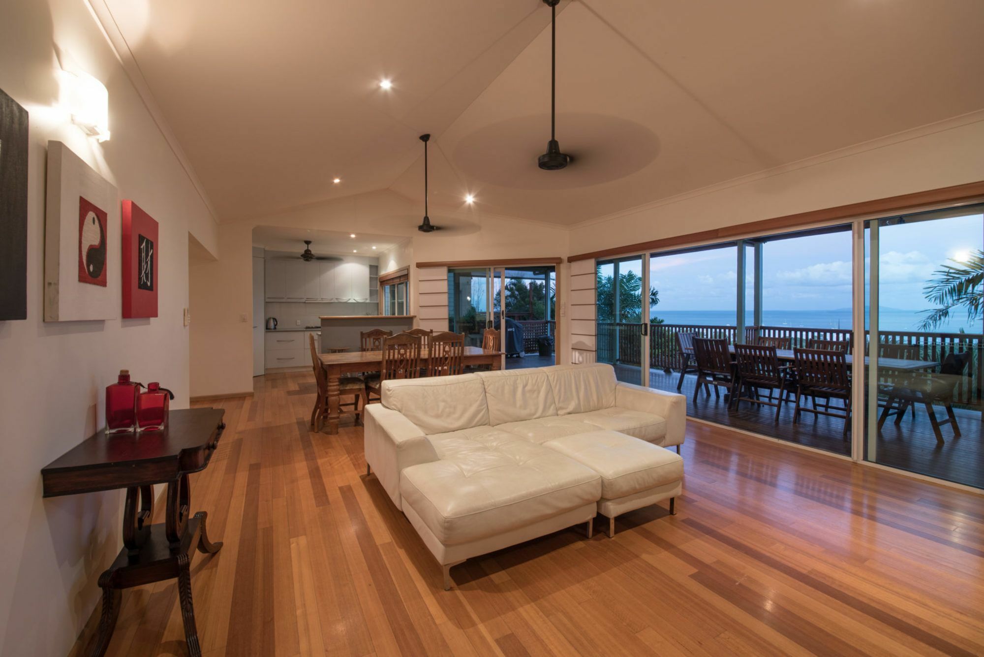 Bella Vista On Nara Pets Welcome Airlie Beach Exterior photo