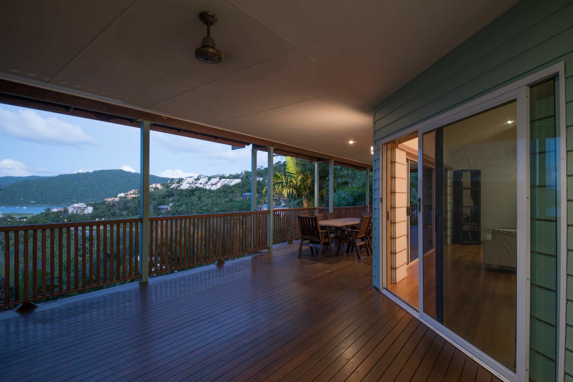 Bella Vista On Nara Pets Welcome Airlie Beach Exterior photo